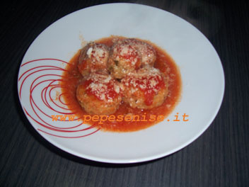 POLPETTE DI PANE CON CARNE DI MAIALE